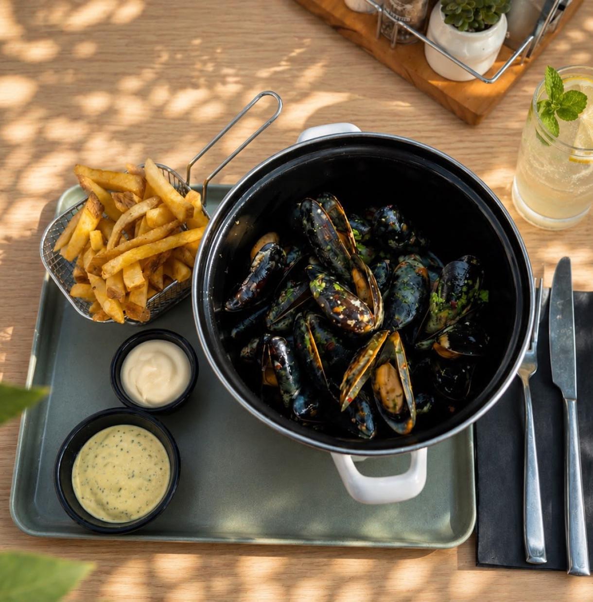 Daily set menu featuring the Chef’s Mussel Special